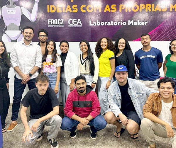 Aula no Espaço Maker aproximou estudantes da realidade do mercado contábil, com relatos inspiradores e troca de experiências. Fotos: Keren Hapuc.