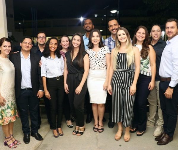 Estudantes de Direito da FAACZ responsáveis pela nota 5 conquistada pelo curso no ENADE 2018. Foto: Ariel Cerri