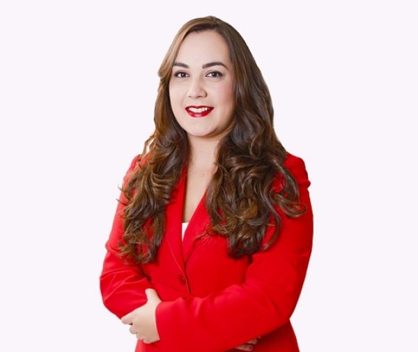 Rúbia já está escrevendo o próximo livro intitulado “Direitos Humanos Trabalhistas”. Foto: Arquivo Pessoal
