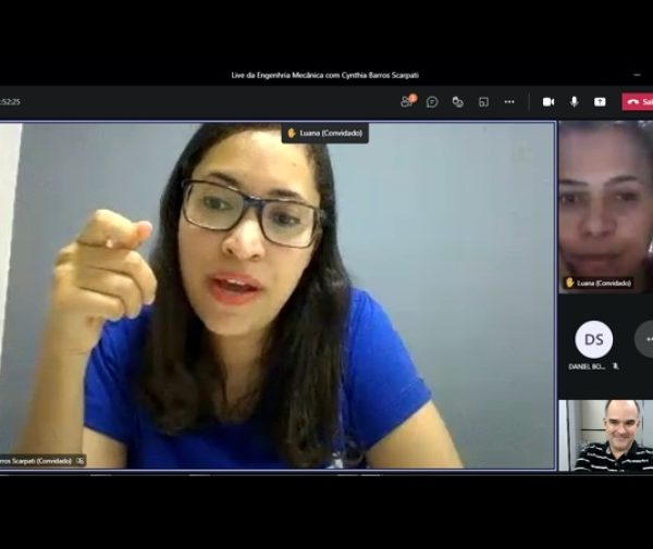 Cynthia compartilhou com os universitários as experiências e desafios de empreender. Foto: Divulgação