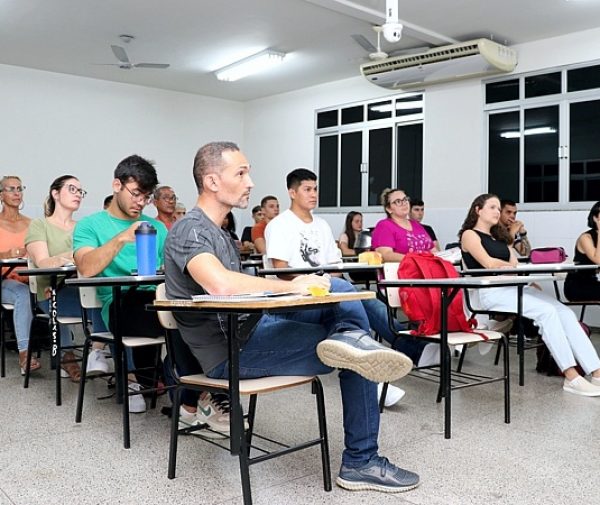 Ingressantes de vários cursos de graduação participam do Programa de Nivelamento da FAACZ. Fotos: Alessandro Bitti