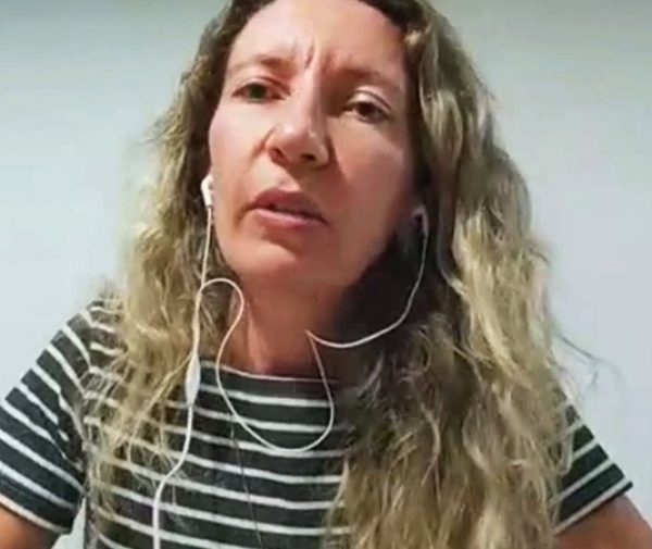Durante o encontro, Roberta que é psicóloga abordou os diferentes contextos sociais e as nossas relações, enquanto indivíduos. Foto: Divulgação.