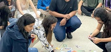 Ação com alunos de Psicologia do 2º período dialoga com pesquisa de iniciação científica que investiga o tema na instituição. Fotos: Divulgação.