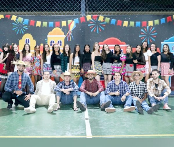Evento contou com quadrilha, lanche compartilhado, brincadeiras tradicionais e premiações, reforçando os laços na comunidade acadêmica. Fotos: Keren Hapuc.